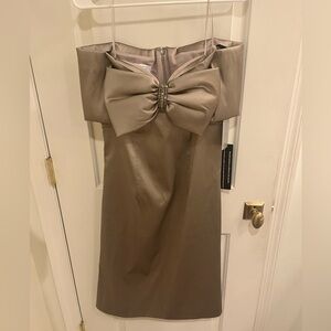 NEW W TAGS Rickie Freeman for Teri Jon champagne dress